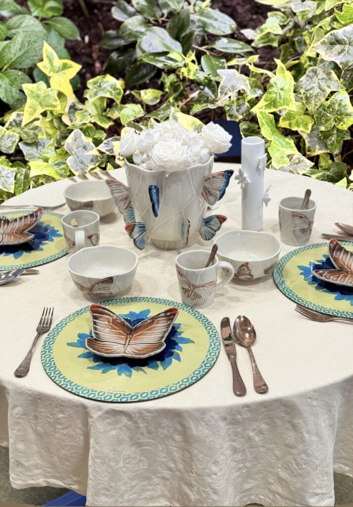 Ceramiche per la tavola Cloudy Butterfly claudia schiffer bordallo pinheiro farfalle