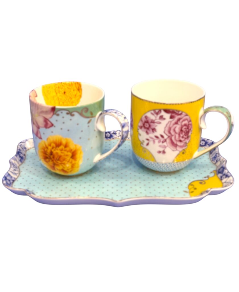 Coppia mug di porcellana e vassio